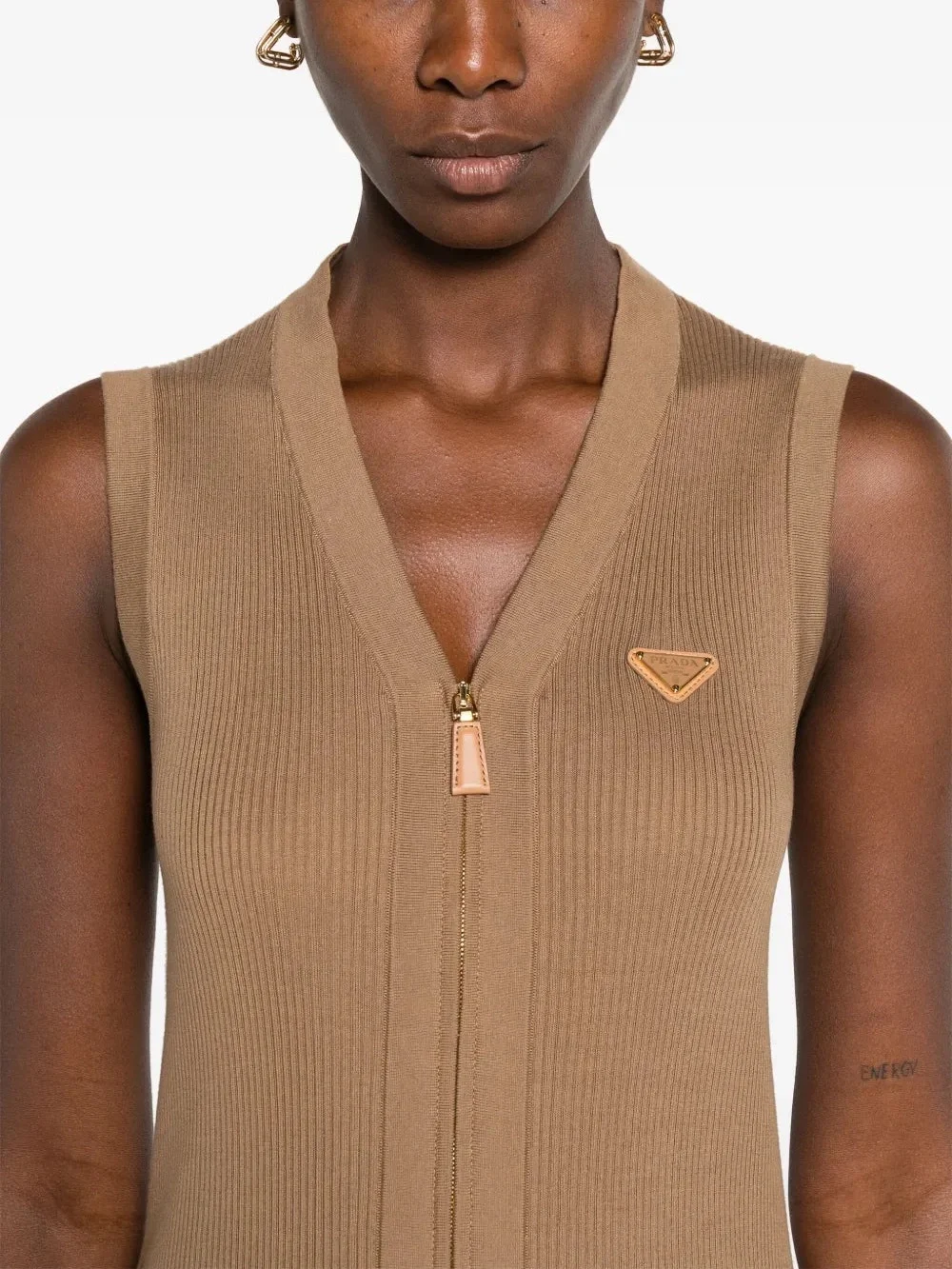 Prada Ribbed Knit Sleeveless Zip Vest Cardigan Brown Camel Leather Logo Plaque